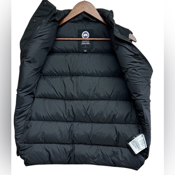 Canada Goose Freestyle Vest Size M Black - Picture 4 of 7